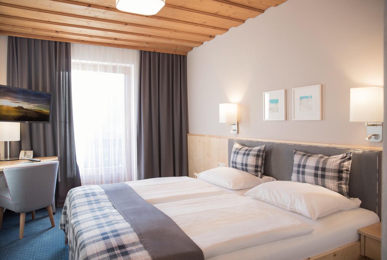 Hotel Gasthof Zum Kirchenwirt Puch bei Hallein Ngoại thất bức ảnh