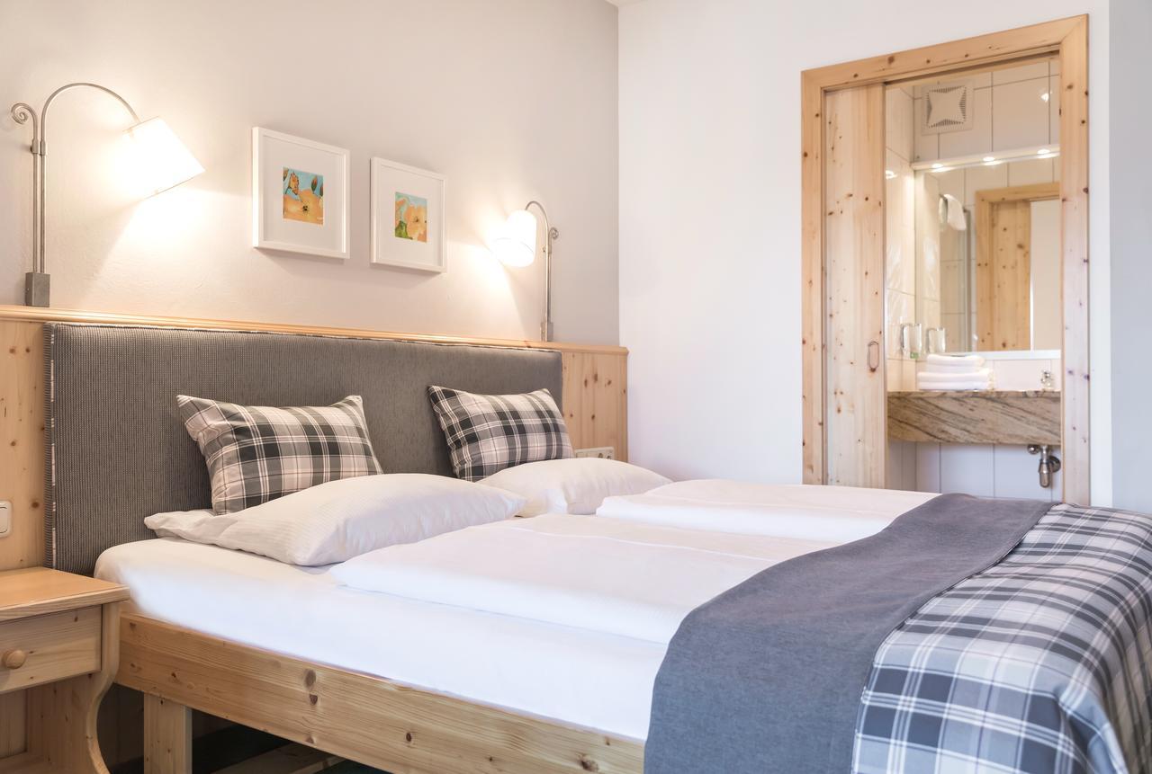 Hotel Gasthof Zum Kirchenwirt Puch bei Hallein Ngoại thất bức ảnh