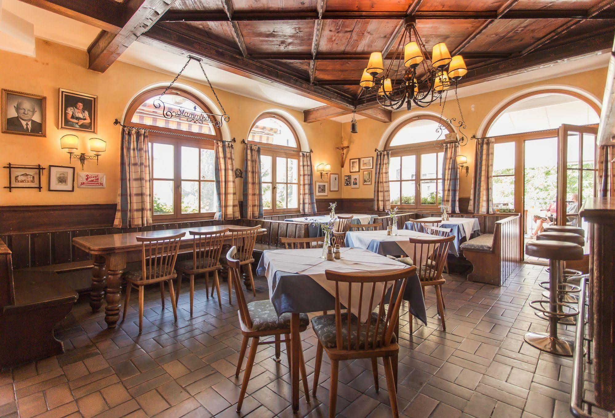 Hotel Gasthof Zum Kirchenwirt Puch bei Hallein Ngoại thất bức ảnh