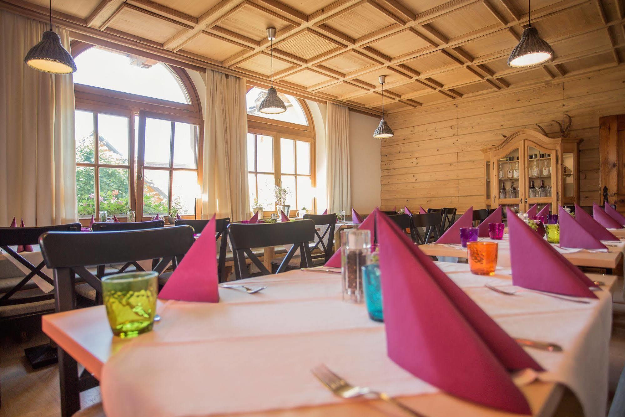 Hotel Gasthof Zum Kirchenwirt Puch bei Hallein Ngoại thất bức ảnh